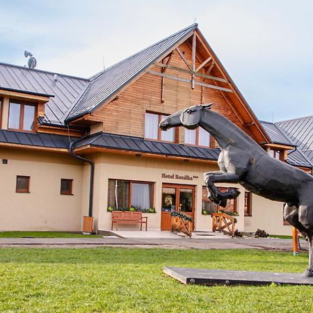 Hotel Rozálka Pezinok Exterior foto