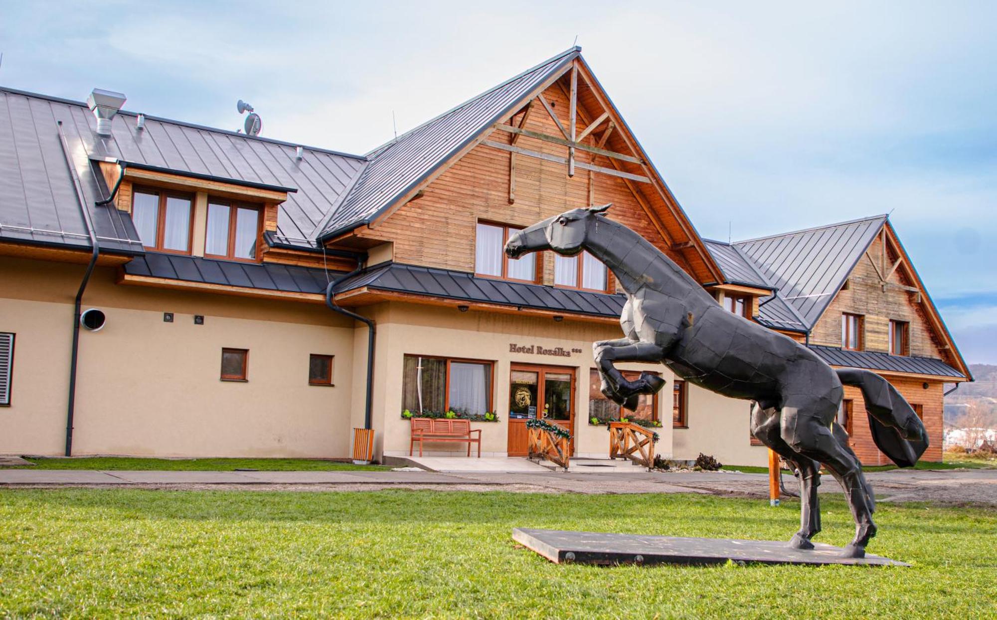 Hotel Rozálka Pezinok Exterior foto