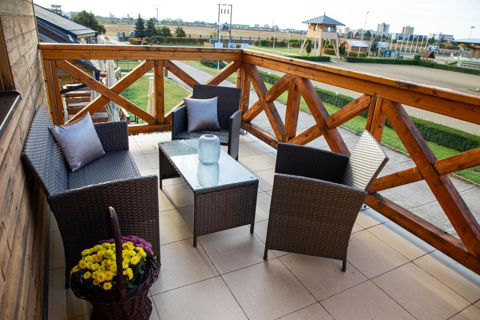 Hotel Rozálka Pezinok Exterior foto